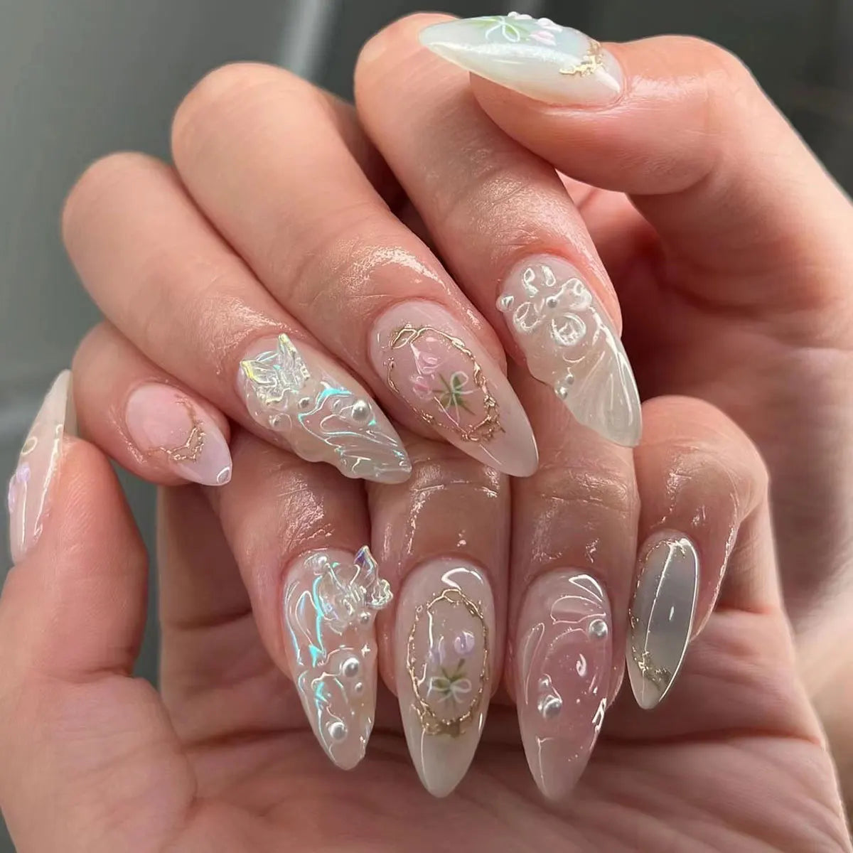 24Pcs Black Y2k Fake Nails with Diamond Halloween Long Almond False Nail Butterfly Design Wearable Oval Press on Nails Tips