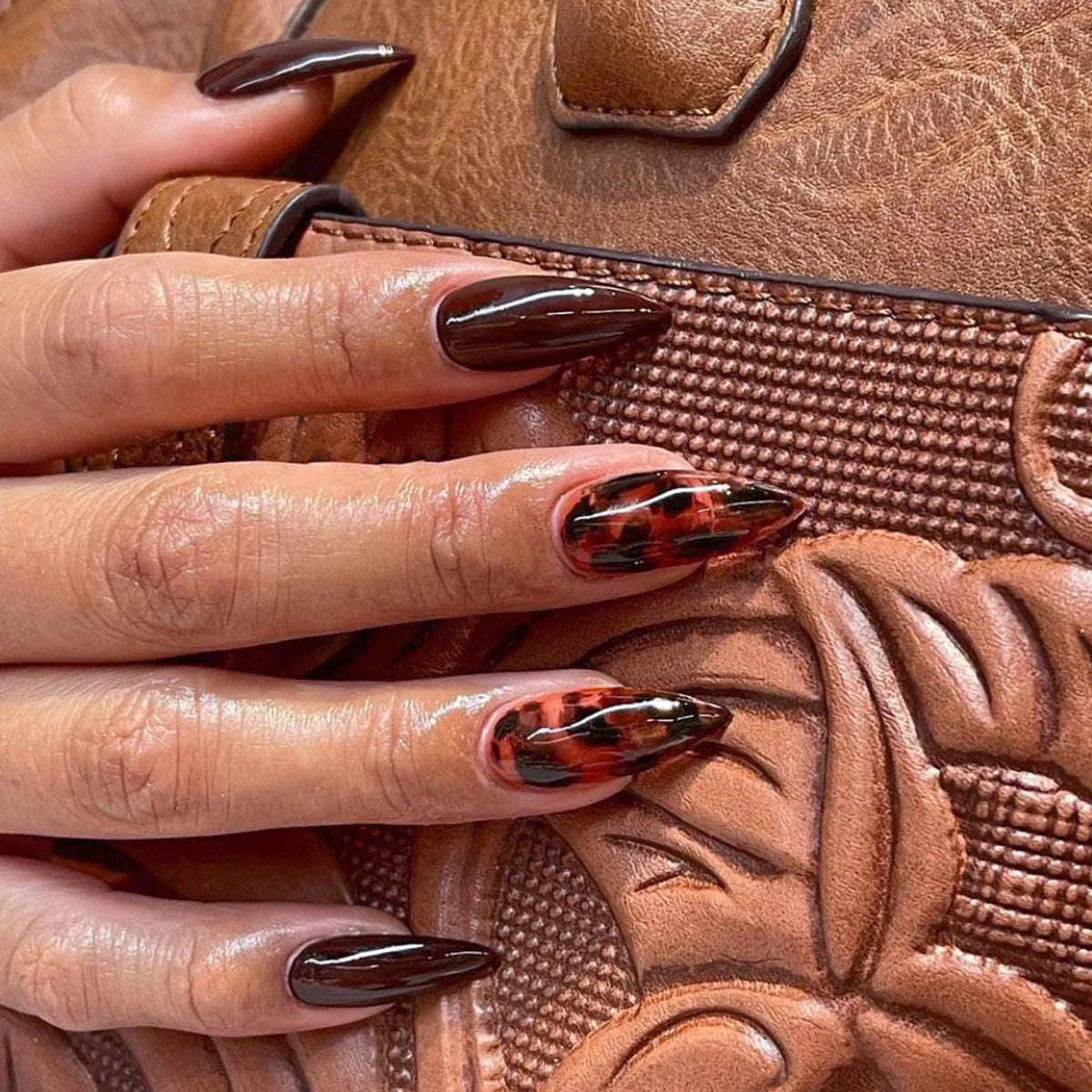 24Pcs Black Y2k Fake Nails with Diamond Halloween Long Almond False Nail Butterfly Design Wearable Oval Press on Nails Tips